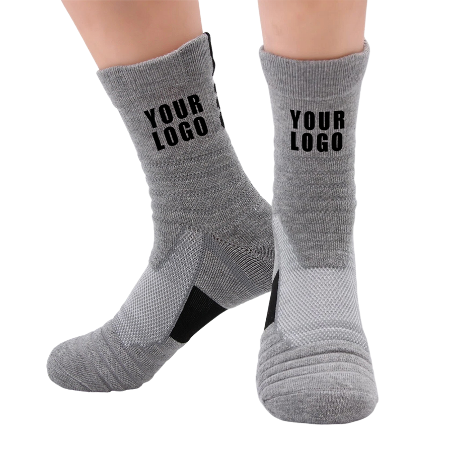 Men's sports crew socks with custom knitted logo, comfortable cotton gym socks, custom logo running socks